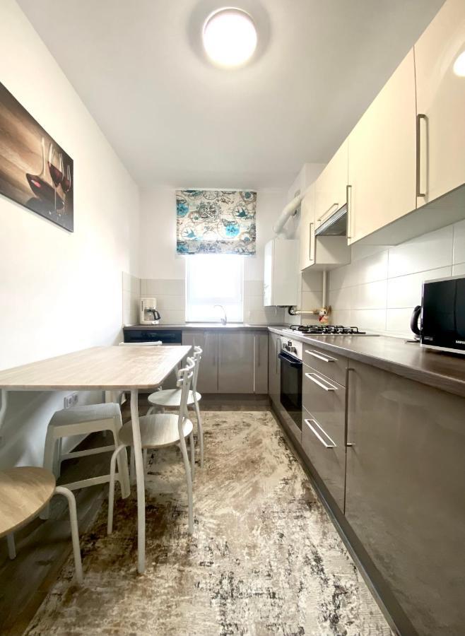 Daria'S Apartment บราชอฟ ภายนอก รูปภาพ